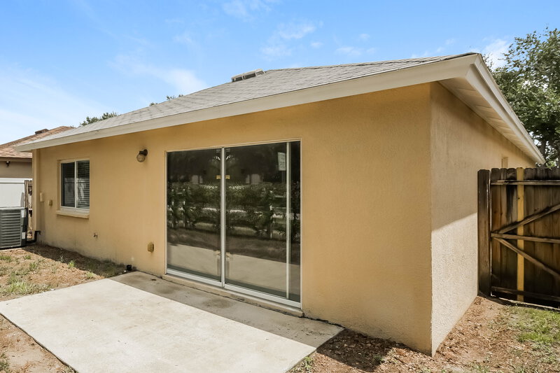 1,945/Mo, 11210 Summer Star Dr Riverview, FL 33579 Rear View