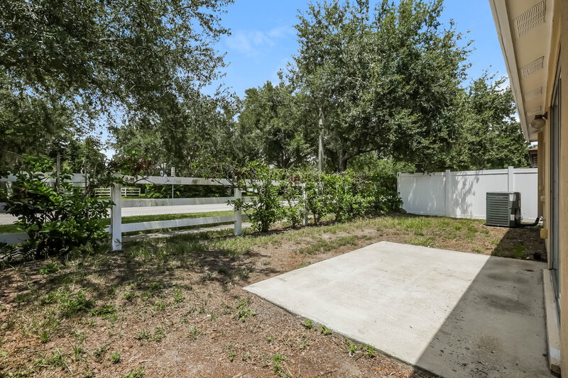 1,945/Mo, 11210 Summer Star Dr Riverview, FL 33579 Rear View 2