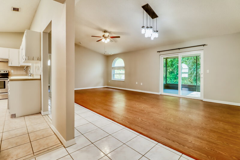 1,915/Mo, 8309 Royal Hart Dr New Port Richey, FL 34653 Dining Room View