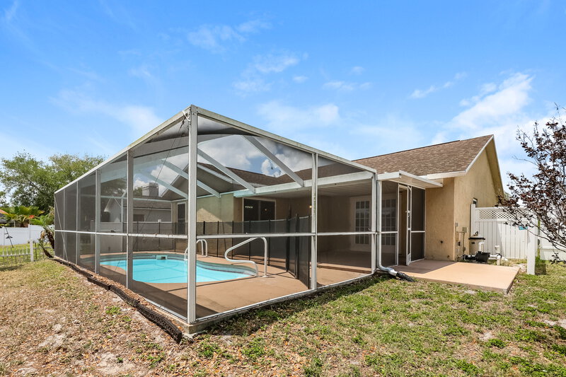 2,255/Mo, 1222 Cressford Pl Brandon, FL 33511 Rear View