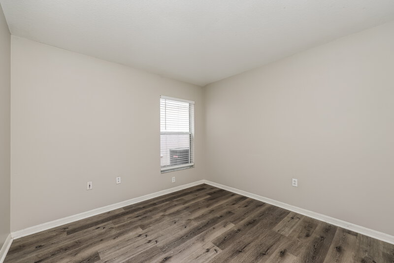 2,000/Mo, 1533 Marsh Wood Dr Seffner, FL 33584 Bedroom View