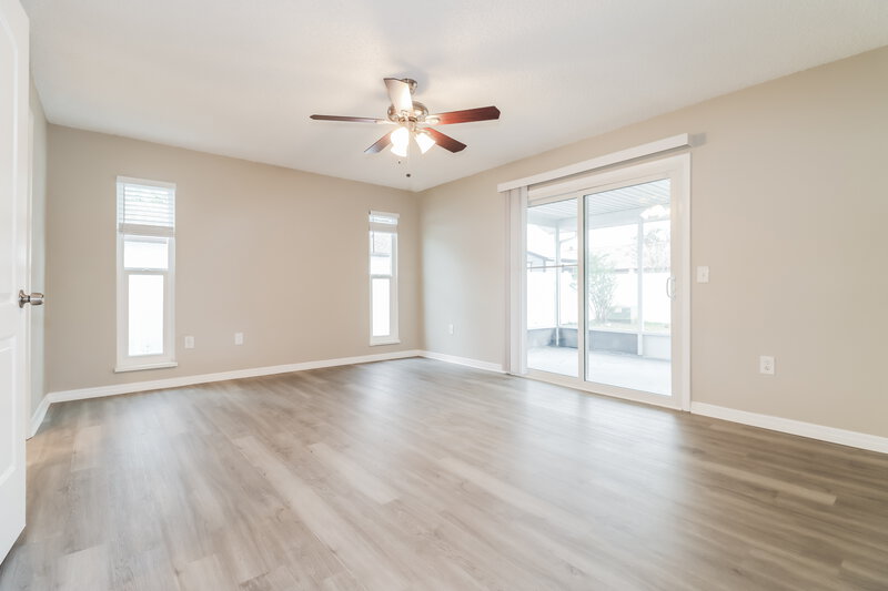 2,150/Mo, 12909 Walnut Tree Ln Hudson, FL 34669 Main Bedroom View