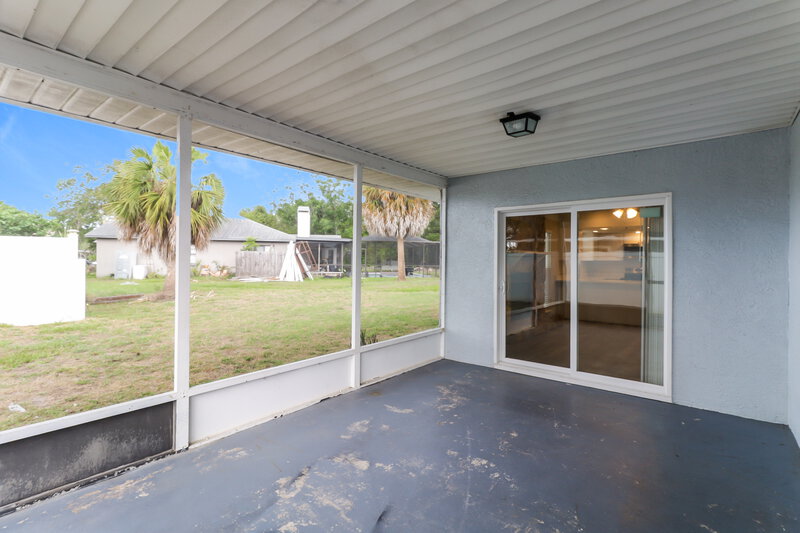 2,095/Mo, 12909 Walnut Tree Ln Hudson, FL 34669 Sun Room View