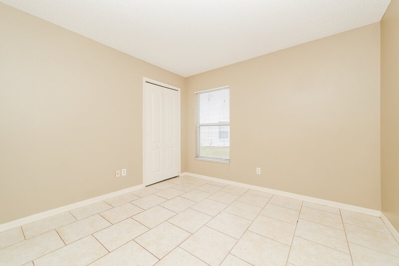 2,250/Mo, 12515 Midpointe Dr Riverview, FL 33578 Bedroom View