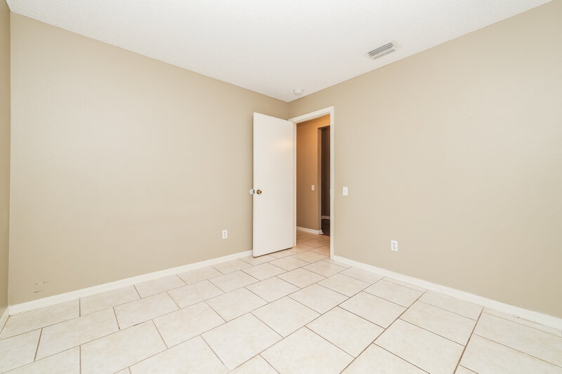 2,250/Mo, 12515 Midpointe Dr Riverview, FL 33578 Bedroom View 2