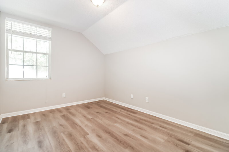 2,080/Mo, 714 Cape Cod Cir Valrico, FL 33594 Bedroom View