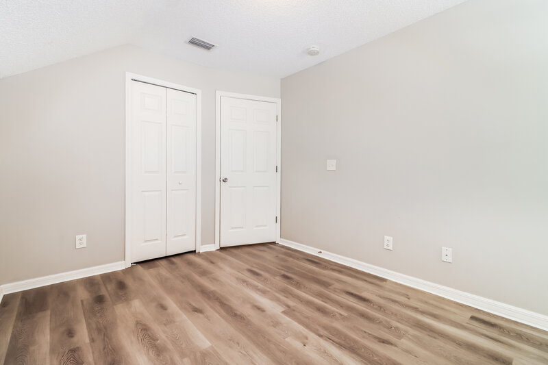 2,080/Mo, 714 Cape Cod Cir Valrico, FL 33594 Bedroom View 2