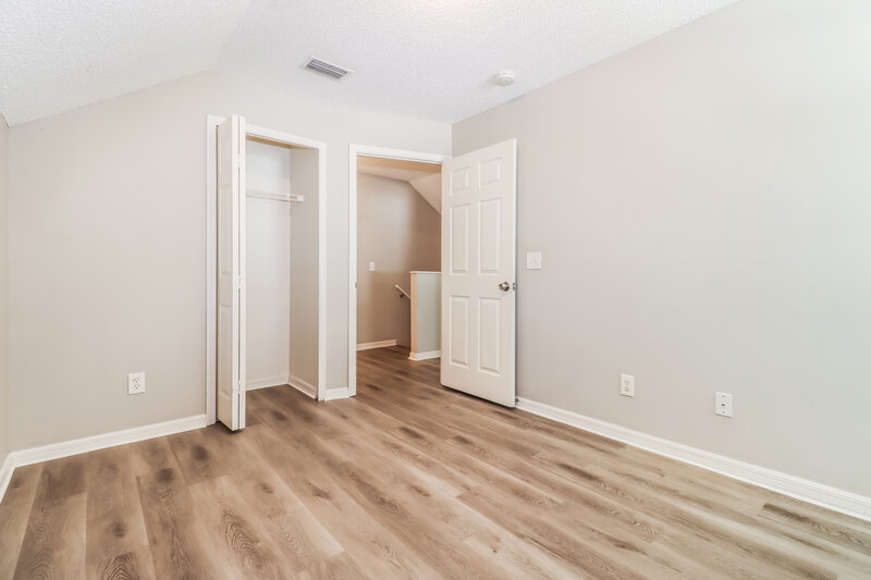 2,080/Mo, 714 Cape Cod Cir Valrico, FL 33594 Bedroom View 4