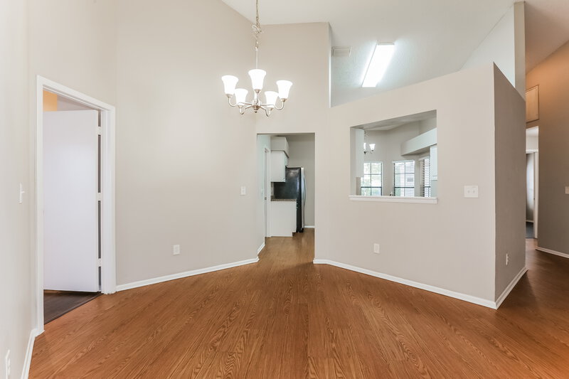 2,165/Mo, 11715 Lynmoor Dr Riverview, FL 33579 Dining Room View 2