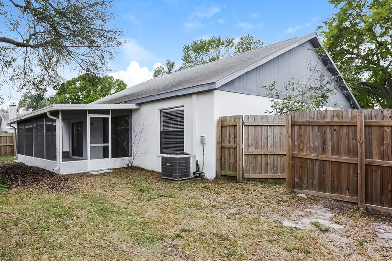 2,165/Mo, 11715 Lynmoor Dr Riverview, FL 33579 Rear View