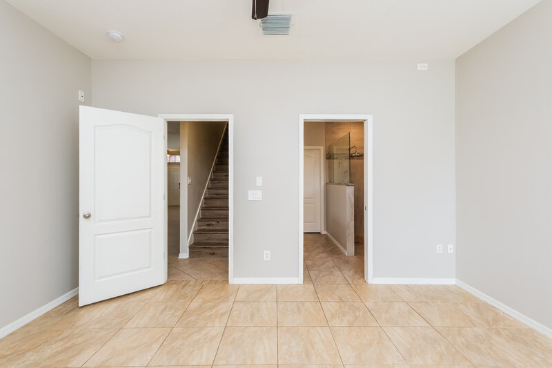 2,350/Mo, 8513 Deer Chase Dr Riverview, FL 33578 Main Bedroom View 2