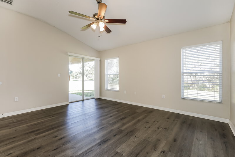 2,030/Mo, 2419 Hamlet Cir Lakeland, FL 33810 Living Room View 2