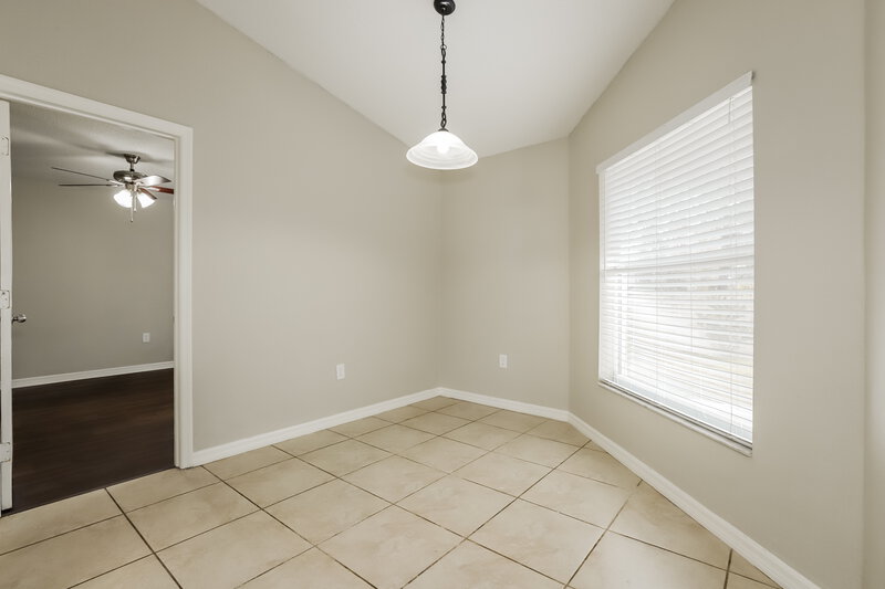 2,185/Mo, 3232 Merlot Dr (2) Lakeland, FL 33811 Dining Room View