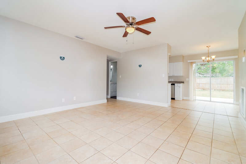 2,160/Mo, 3608 Sunfish Drive Se Saint Petersburg, FL 33705 Living Room View 3