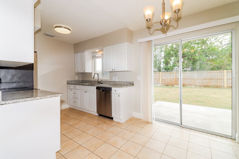 2,160/Mo, 3608 Sunfish Drive Se Saint Petersburg, FL 33705 Dining Room View
