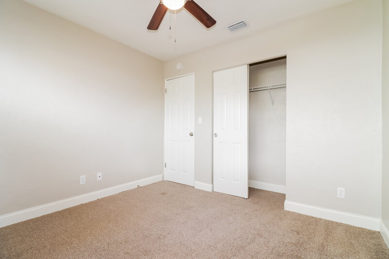 2,160/Mo, 3608 Sunfish Drive Se Saint Petersburg, FL 33705 Bedroom View 3