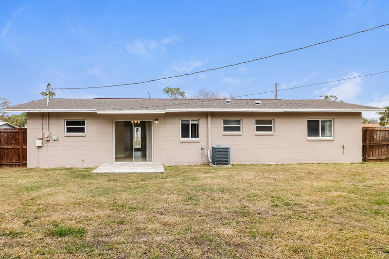 2,160/Mo, 3608 Sunfish Drive Se Saint Petersburg, FL 33705 Rear View