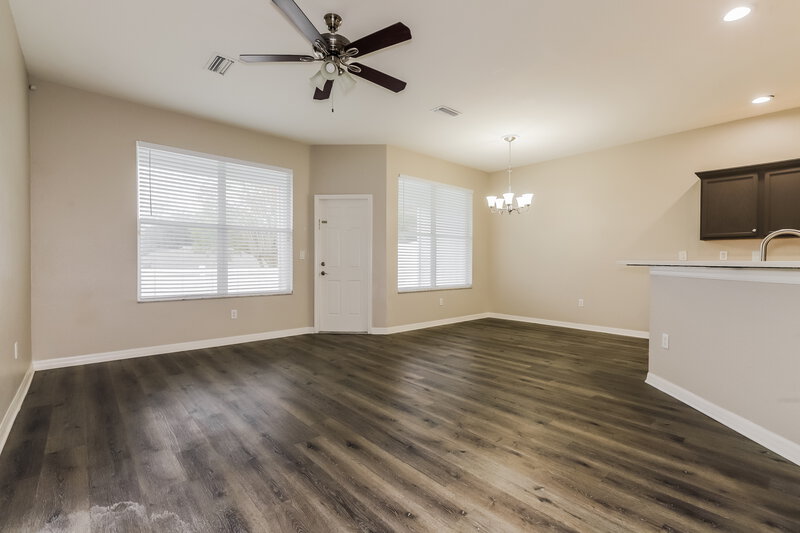 2,050/Mo, 1218 SUMMERGATE DR Valrico, FL 33594 Living Room View