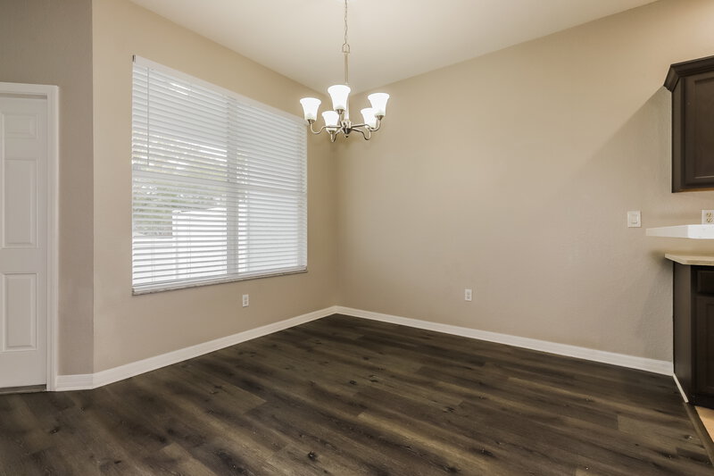 2,050/Mo, 1218 SUMMERGATE DR Valrico, FL 33594 Dining Room View