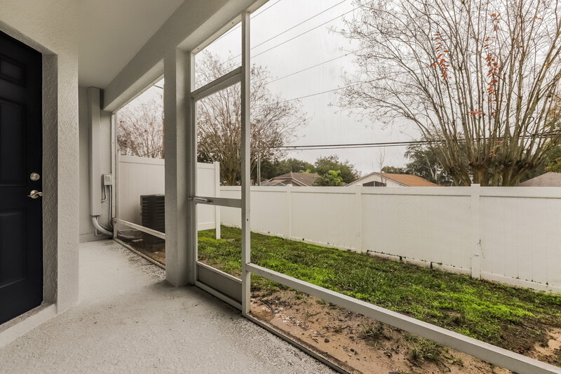 2,050/Mo, 1218 SUMMERGATE DR Valrico, FL 33594 Sun Room View