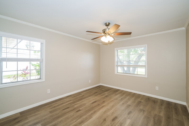 2,965/Mo, 4813 Bay Crest Dr Tampa, FL 33615 Main Bedroom View 2