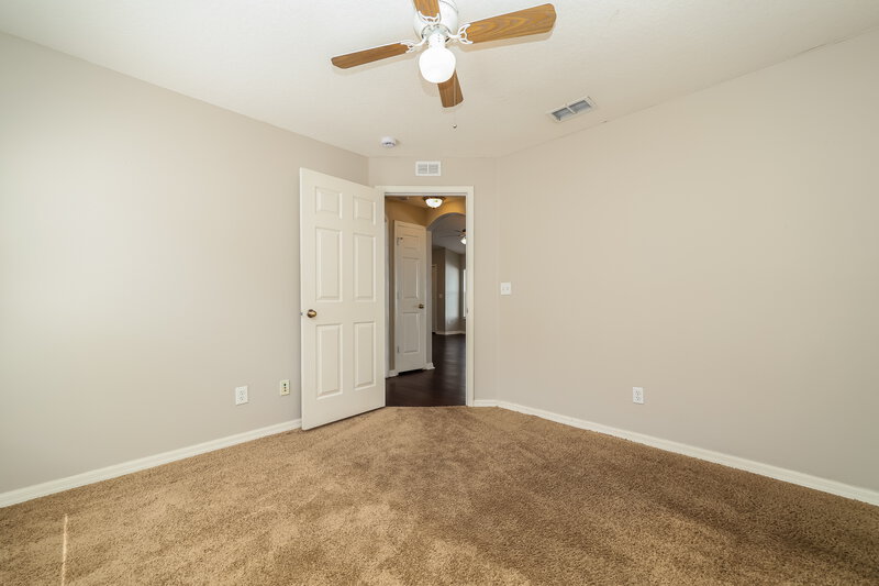 1,975/Mo, 7556 Oxford Garden Cir Apollo Beach, FL 33572 Bedroom View