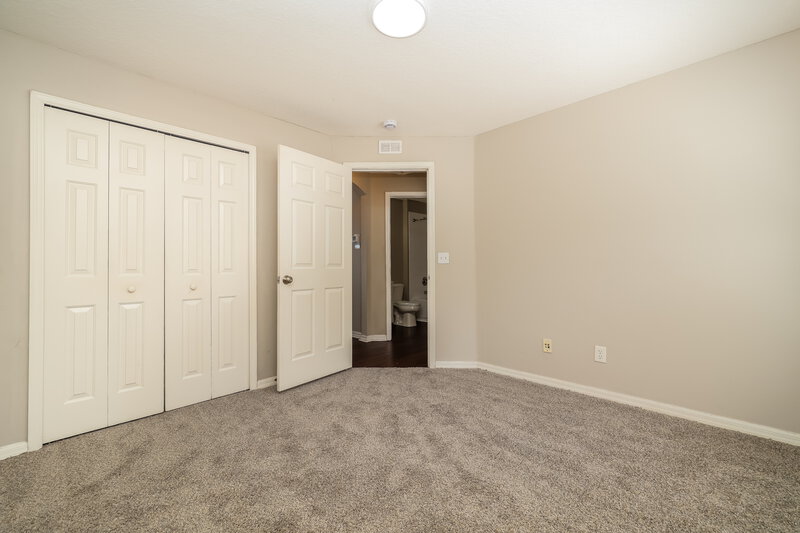 1,975/Mo, 7556 Oxford Garden Cir Apollo Beach, FL 33572 Bedroom View 3