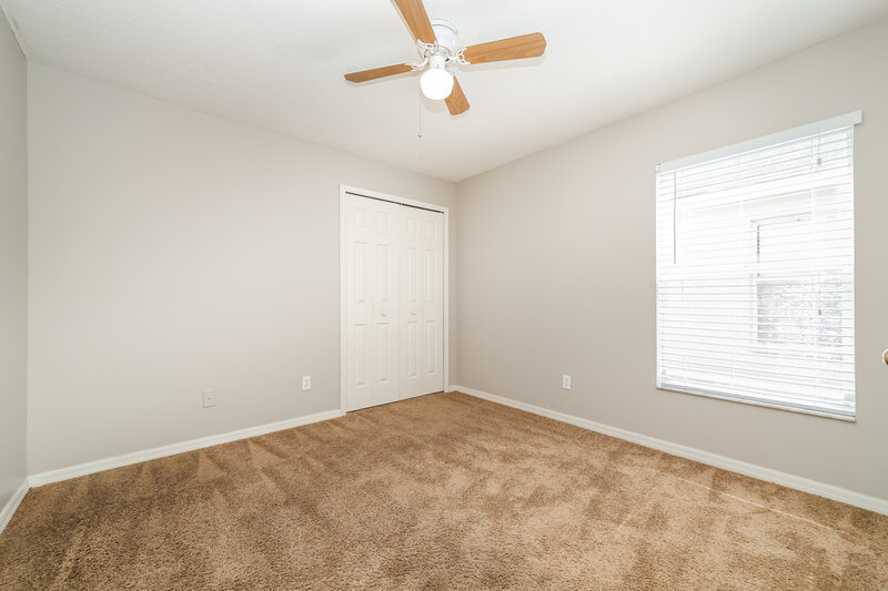 1,975/Mo, 7556 Oxford Garden Cir Apollo Beach, FL 33572 Bedroom View 4