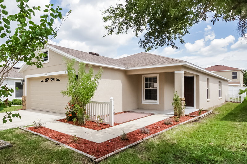 1,665/Mo, 12737 Evington Point Dr Riverview, FL 33579 Front View