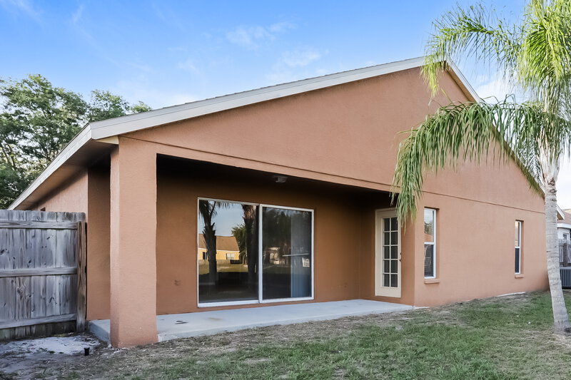 2,190/Mo, 10461 Hallmark Blvd Riverview, FL 33578 Rear View