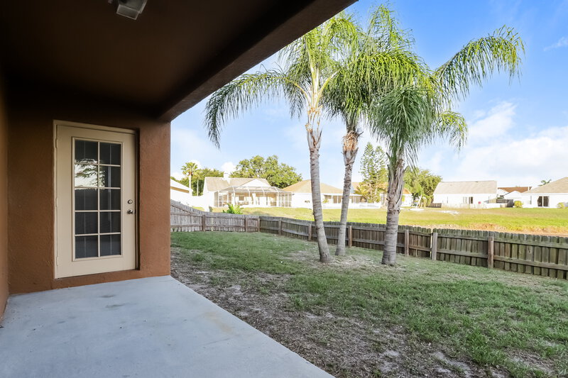 2,190/Mo, 10461 Hallmark Blvd Riverview, FL 33578 Backyard View