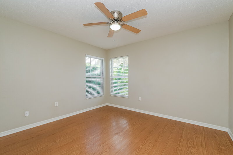 2,450/Mo, 4715 Whitetail Ln New Port Richey, FL 34653 Bedroom View 3