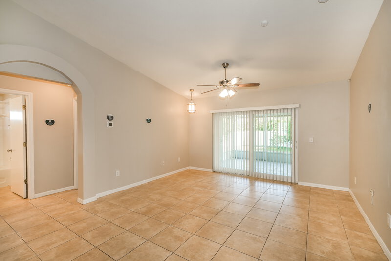 2,220/Mo, 11841 Brenford Crest Riverview, FL 33579 Family Room View