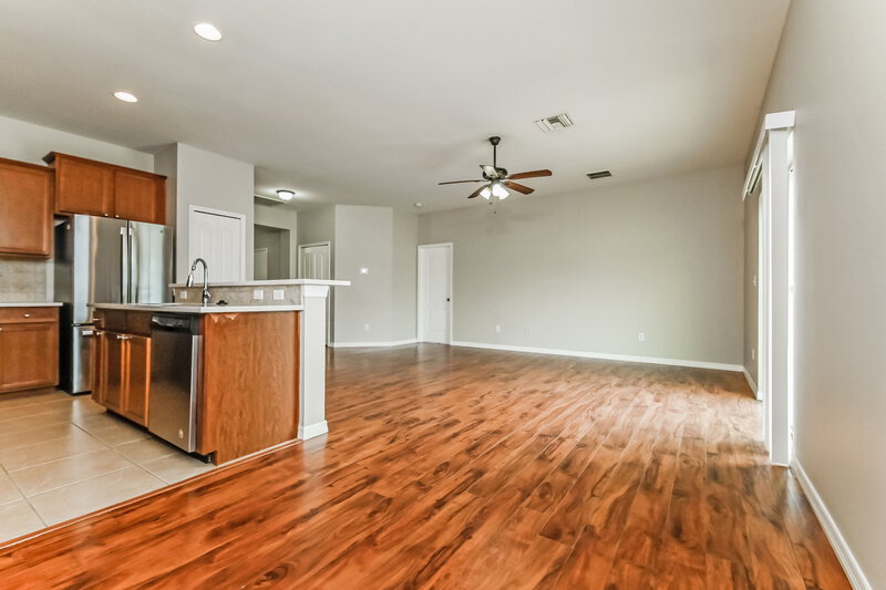 1,940/Mo, 609 19th St NW Ruskin, FL 33570 Dining Room View