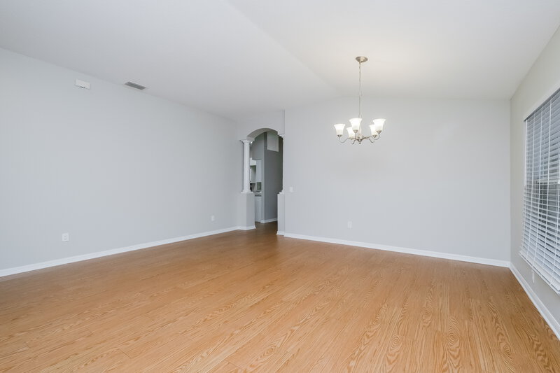 2,240/Mo, 9708 Laurel Ledge Dr Riverview, FL 33569 Living Room View 2