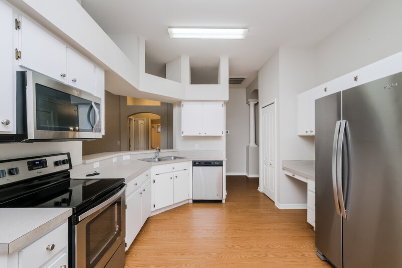 2,240/Mo, 9708 Laurel Ledge Dr Riverview, FL 33569 Kitchen View