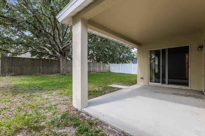 2,000/Mo, 11111 Newbridge Dr Riverview, FL 33579 Rear View 2