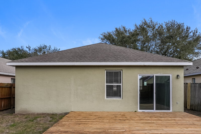 2,040/Mo, 7806 Bristol Park Drive Apollo Beach, FL 33572 Rear View