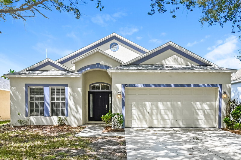2,130/Mo, 7011 Monarch Park Dr Apollo Beach, FL 33572 External View