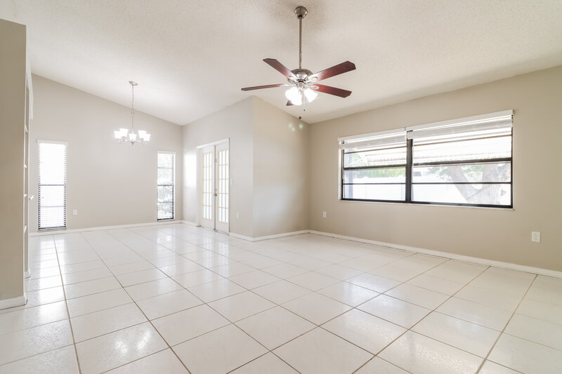 1,980/Mo, 4726 Addax Dr New Port Richey, FL 34653 Living Room View