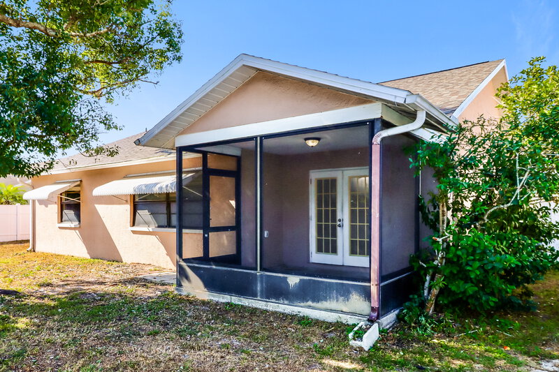 1,980/Mo, 4726 Addax Dr New Port Richey, FL 34653 Rear View