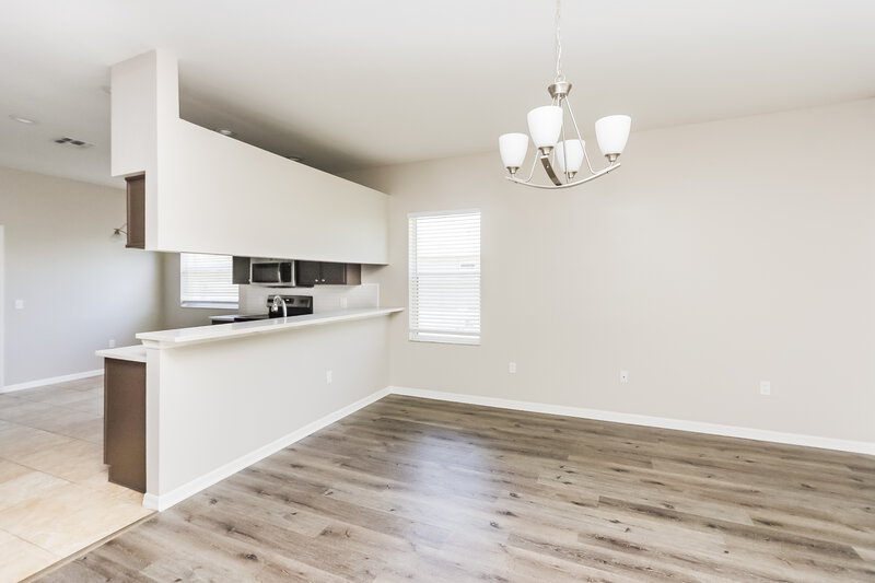 2,095/Mo, 10860 CARLOWAY HILLS DRIVE Wimauma, FL 33598 Dining Room View