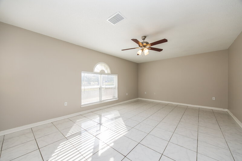 2,410/Mo, 1336 Dragon Head Dr Valrico, FL 33594 Living Room View