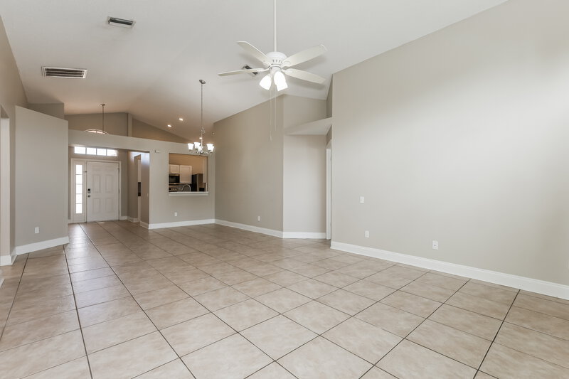 2,285/Mo, 12230 Dawn Vista Dr Riverview, FL 33578 Living Room View 2