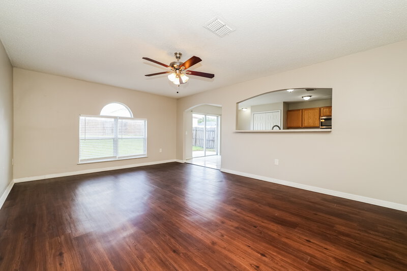 2,675/Mo, 11326 Ivy Flower Loop Riverview, FL 33578 Living Room View 2