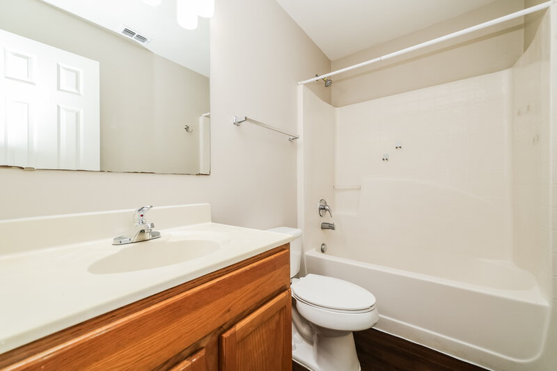2,675/Mo, 11326 Ivy Flower Loop Riverview, FL 33578 Main Bathroom View