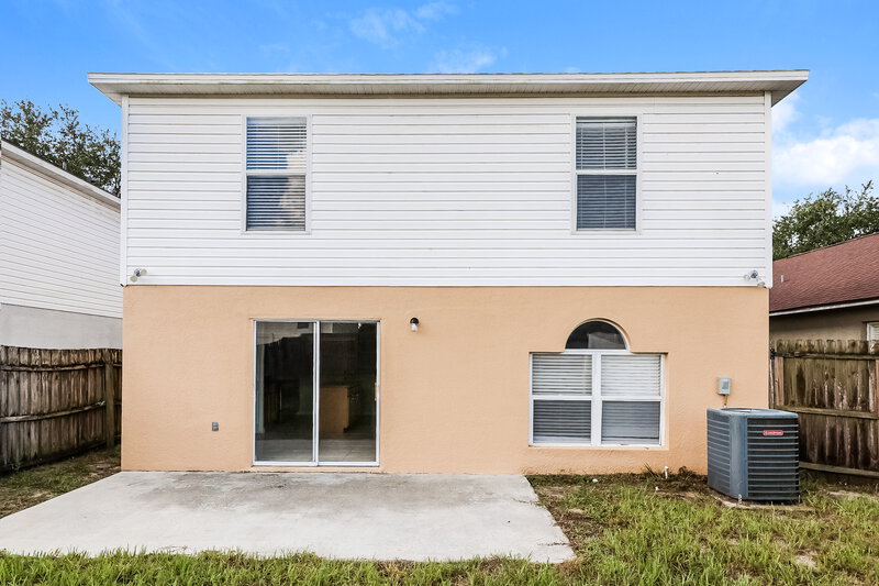 2,675/Mo, 11326 Ivy Flower Loop Riverview, FL 33578 Rear View