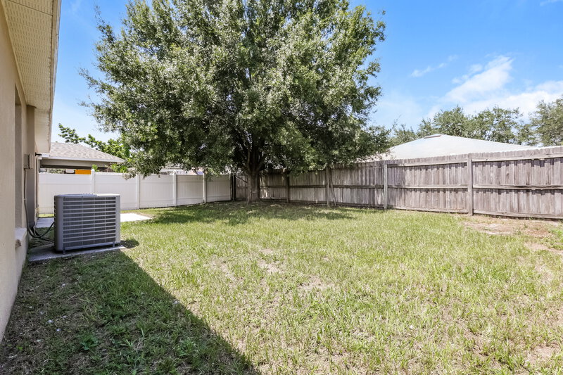 1,985/Mo, 13512 Blue Sunfish Ct Riverview, FL 33569 Rear View 2