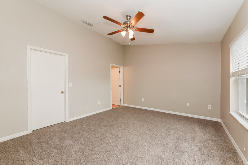 1,805/Mo, 119 Lookout Dr Apollo Beach, FL 33572 Main Bedroom View