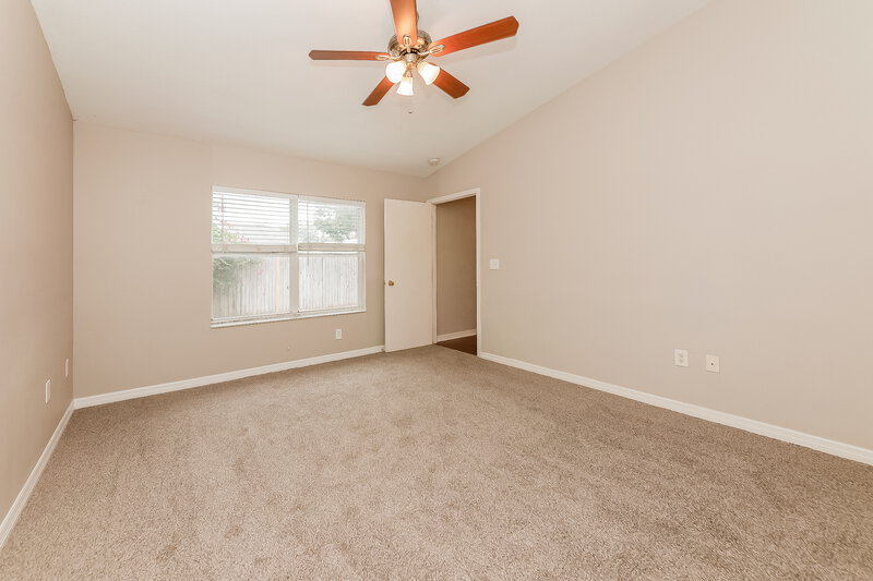 1,805/Mo, 119 Lookout Dr Apollo Beach, FL 33572 Main Bedroom View 2